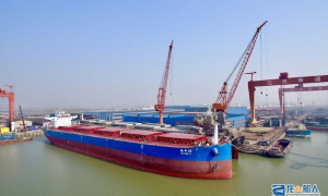 海通海洋交付76000噸散貨船“安豐09”