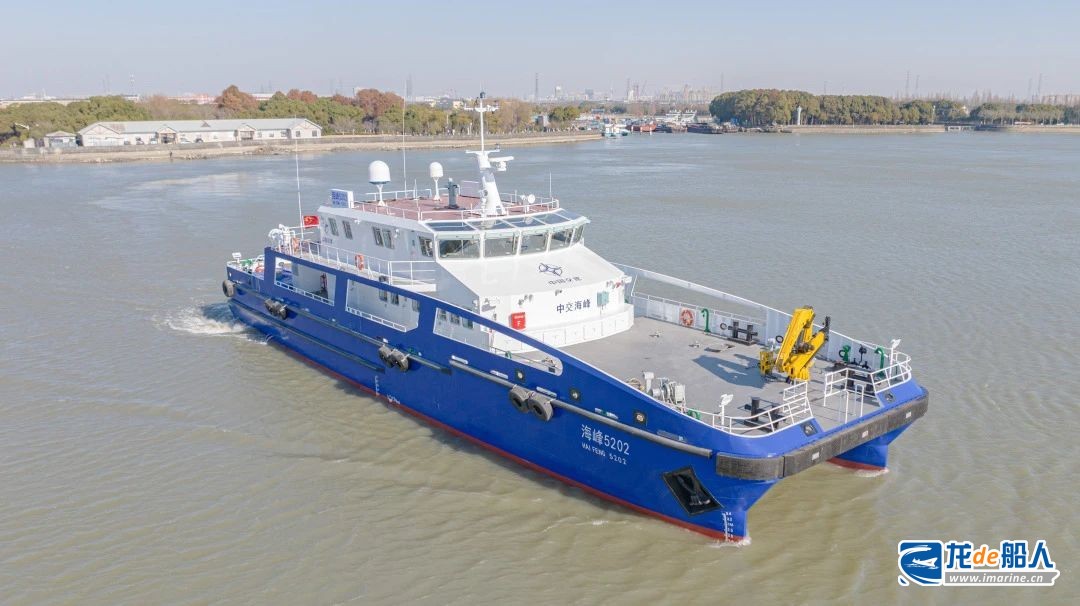 中交海峰風電兩型首制風電運維船完成試航